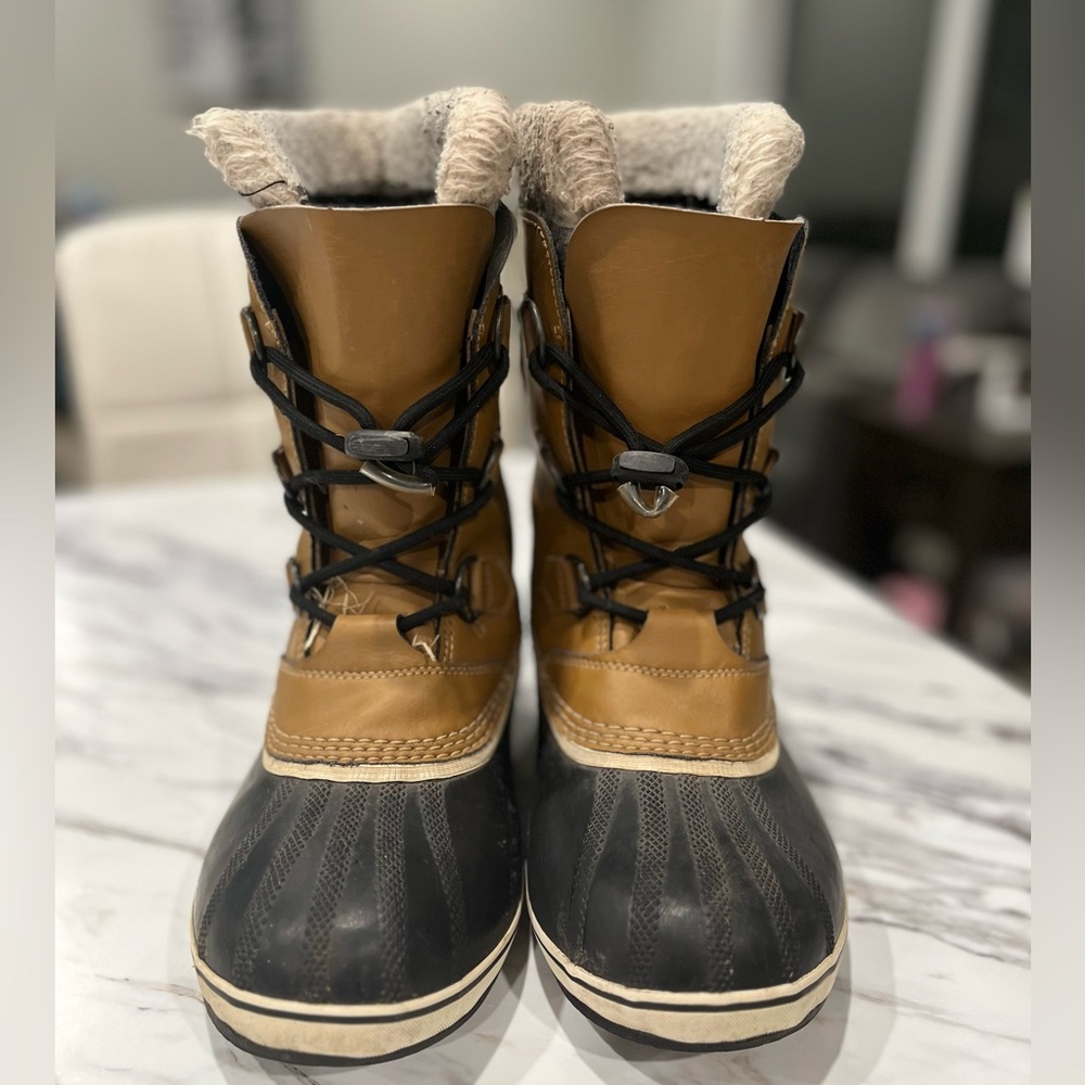 Boys Sorel winter boots